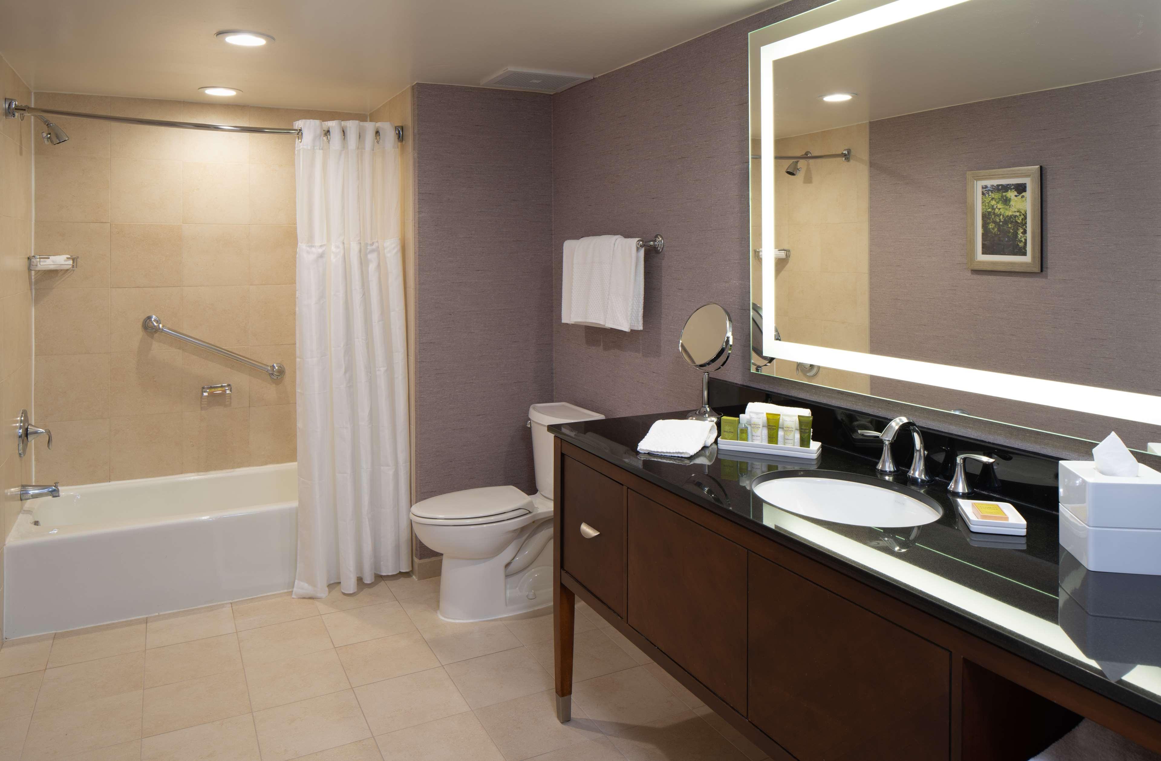 Hilton Washington Dc/rockville & Executive Meeting Center Hotel 3*