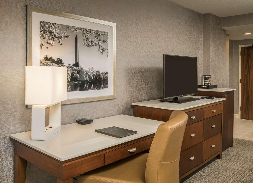 Hilton Washington Dc/rockville & Executive Meeting Center Hotel
